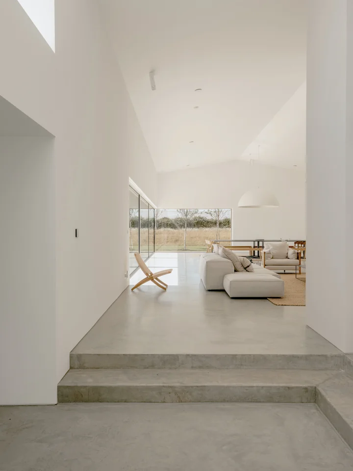 Birchwood, completed house — photograph 0225.