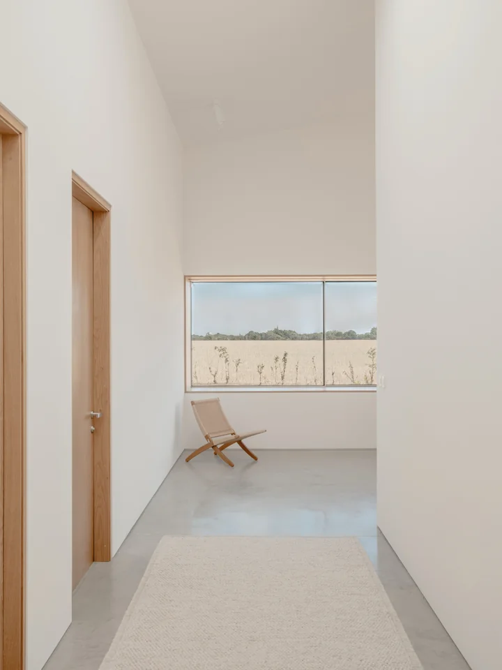 Birchwood, completed house — photograph 0263.